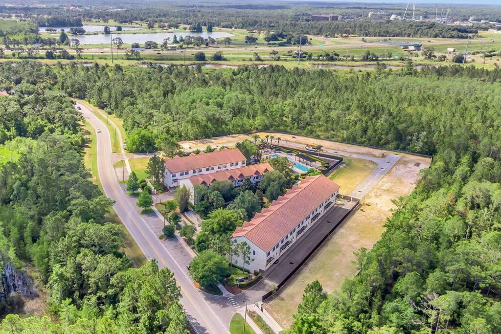 Cozy & Elegant 4Br Enchanted Townhouse - 1 Mile To Disney With Resort Pool, Gym, & Jacuzzi 奥兰多 外观 照片