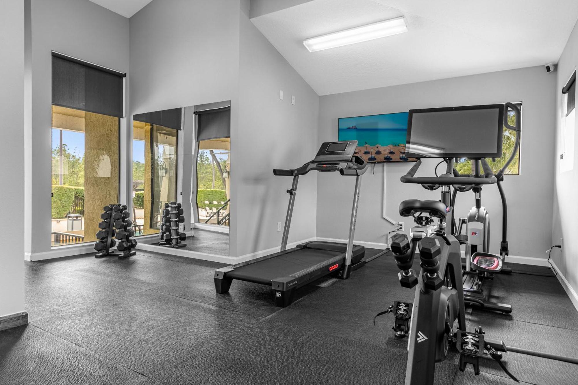 Cozy & Elegant 4Br Enchanted Townhouse - 1 Mile To Disney With Resort Pool, Gym, & Jacuzzi 奥兰多 外观 照片