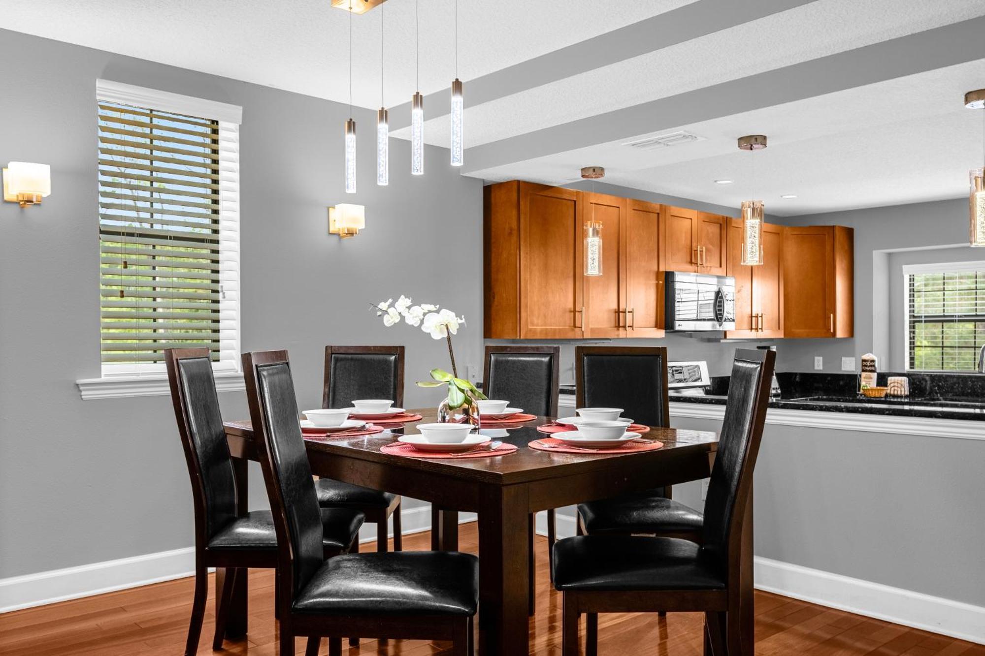 Cozy & Elegant 4Br Enchanted Townhouse - 1 Mile To Disney With Resort Pool, Gym, & Jacuzzi 奥兰多 外观 照片