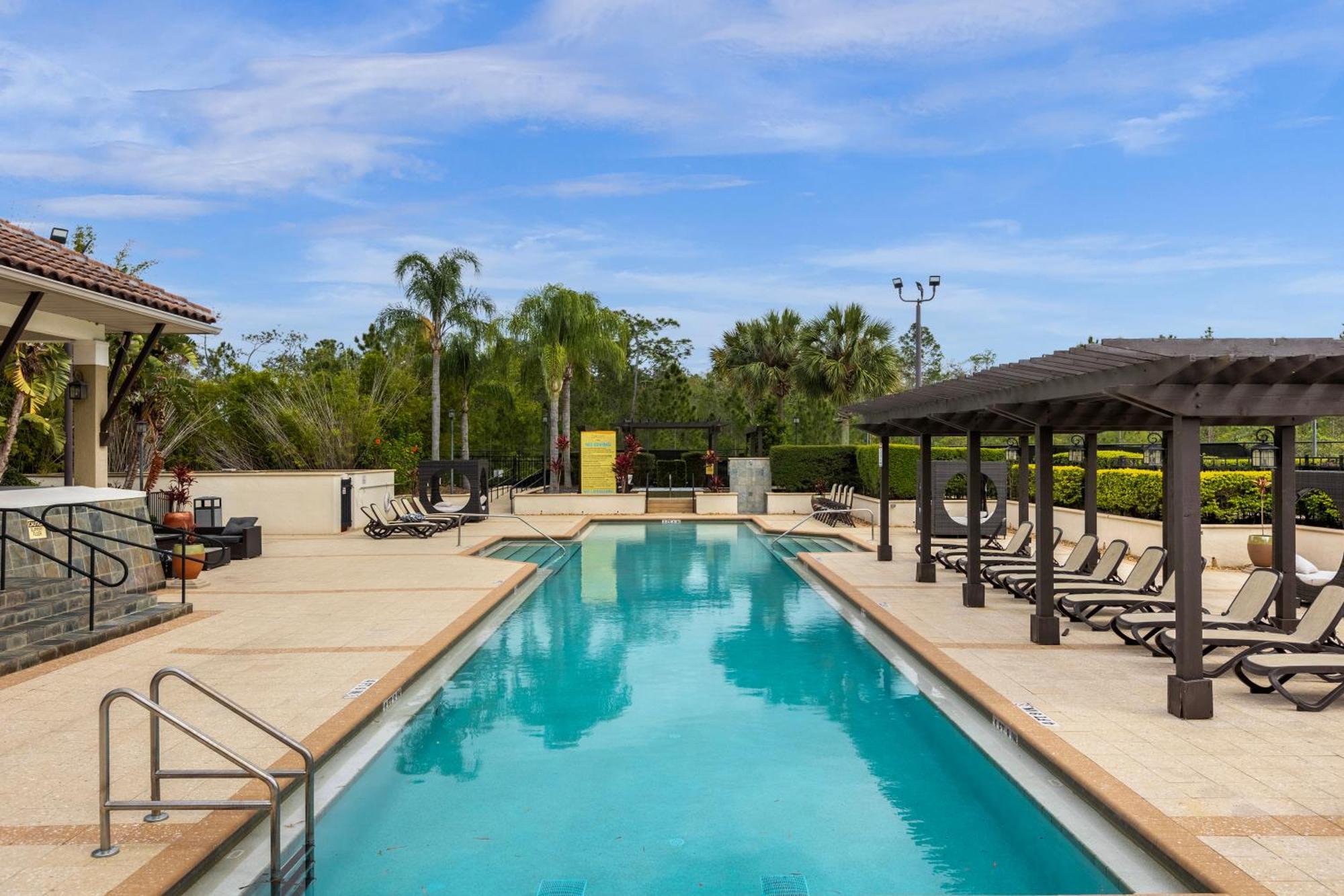Cozy & Elegant 4Br Enchanted Townhouse - 1 Mile To Disney With Resort Pool, Gym, & Jacuzzi 奥兰多 外观 照片