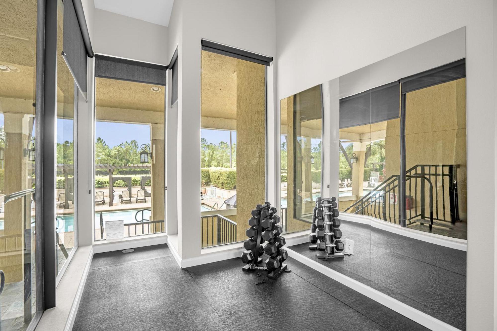 Cozy & Elegant 4Br Enchanted Townhouse - 1 Mile To Disney With Resort Pool, Gym, & Jacuzzi 奥兰多 外观 照片