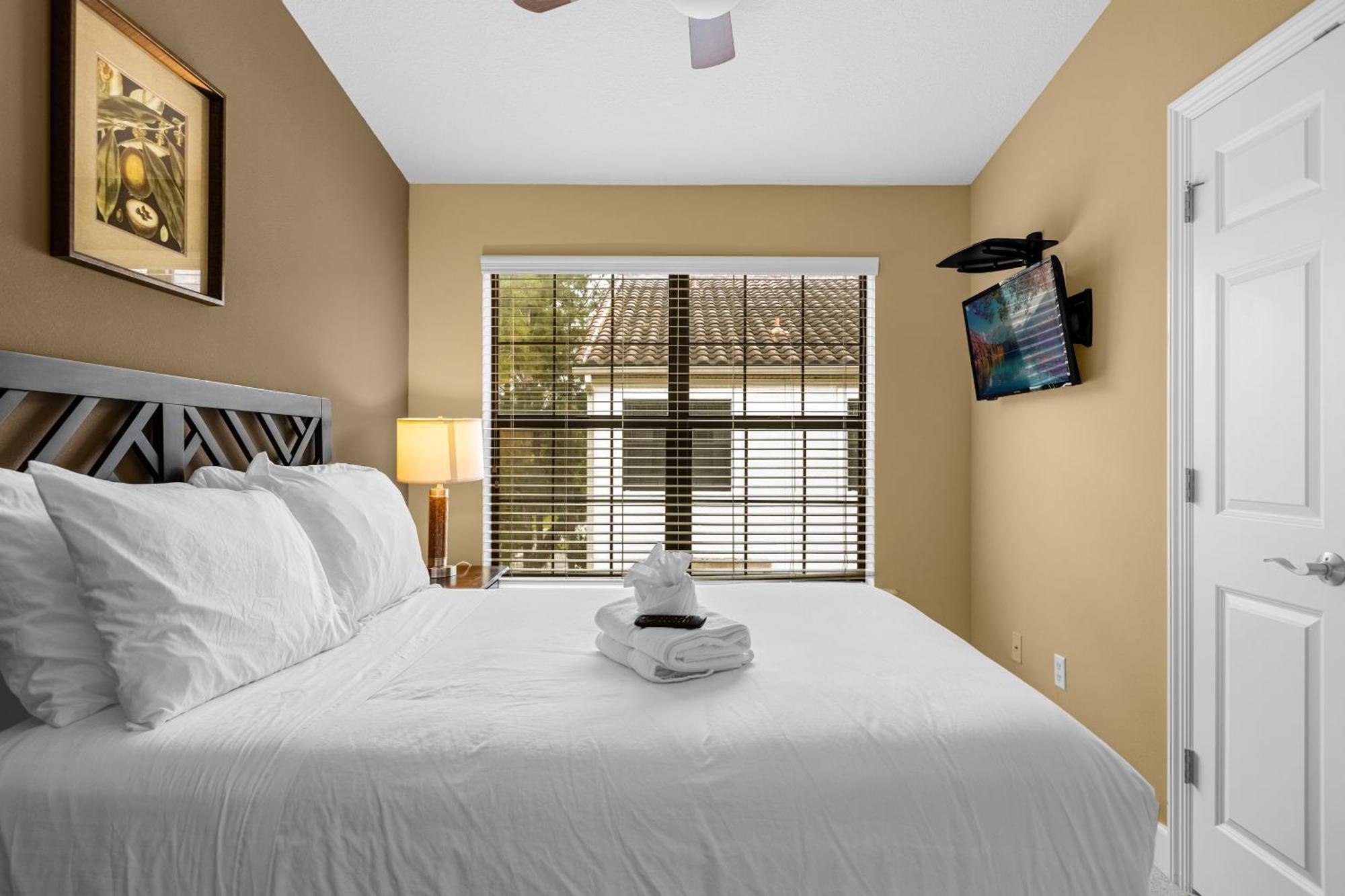 Cozy & Elegant 4Br Enchanted Townhouse - 1 Mile To Disney With Resort Pool, Gym, & Jacuzzi 奥兰多 外观 照片