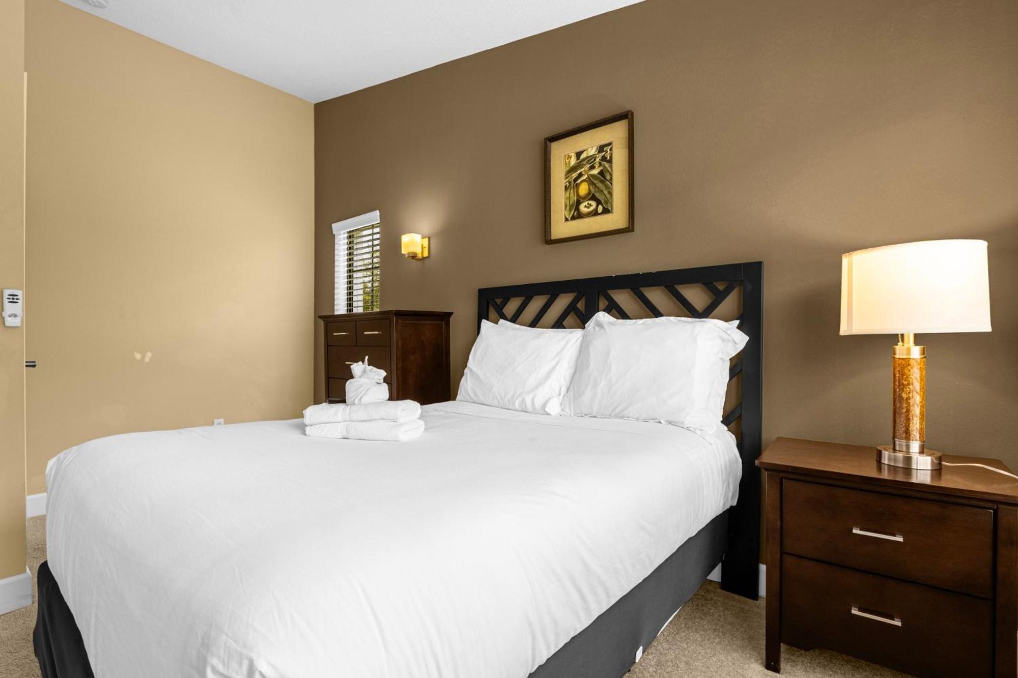 Cozy & Elegant 4Br Enchanted Townhouse - 1 Mile To Disney With Resort Pool, Gym, & Jacuzzi 奥兰多 外观 照片