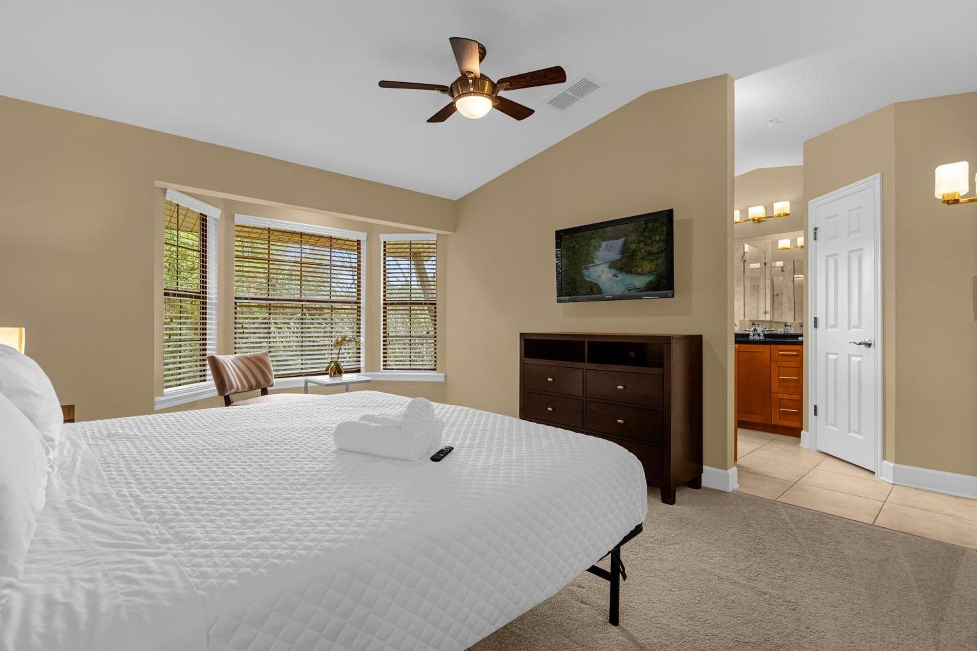 Cozy & Elegant 4Br Enchanted Townhouse - 1 Mile To Disney With Resort Pool, Gym, & Jacuzzi 奥兰多 外观 照片